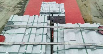 晋城 芝麻白仿形加直形路沿石出货日常