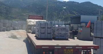 晋城 芝麻白仿形路沿石，直形路沿石