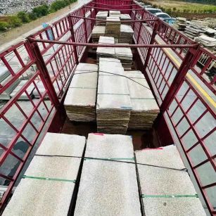 晋城 黄金麻花岗岩荔枝面，光面毛板装车完成