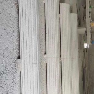 晋城 花岗岩厂家带你看白麻花岗岩门楼大柱柱皮