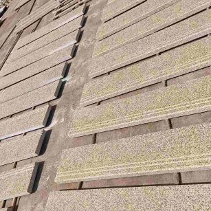 晋城 黄金麻花岗岩光面楼梯踏步