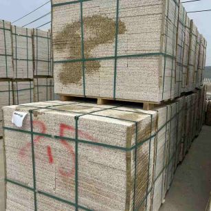 晋城 黄金麻花岗岩石材荔枝面地铺石2.5*300*600