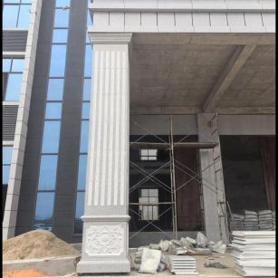 晋城 芝麻白光面花岗岩门楼大柱（罗马柱）配雕花底座