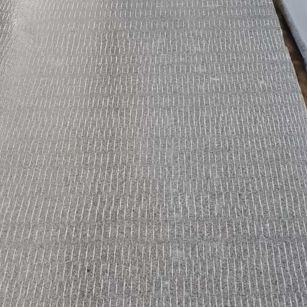 晋城 芝麻灰花岗岩斧剁面，刀斩面