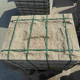 晋城 黄金麻花岗岩石材自然面蘑菇石成品