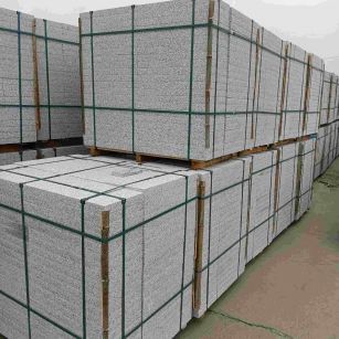 晋城 白麻花岗岩石材荔枝面地铺石（300*600*50）