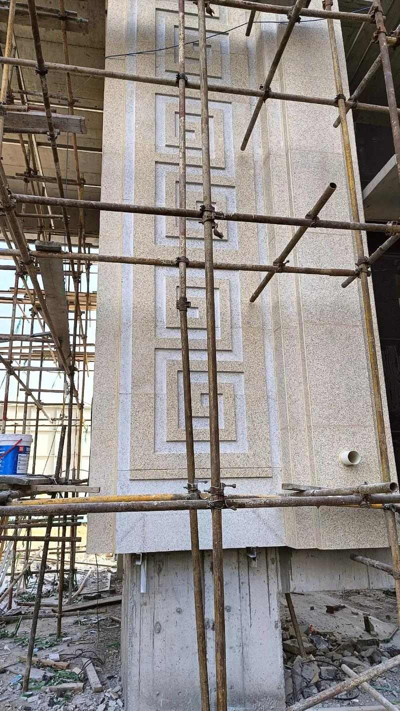 晋城 黄金麻花岗岩别墅外墙干挂回纹造型效果