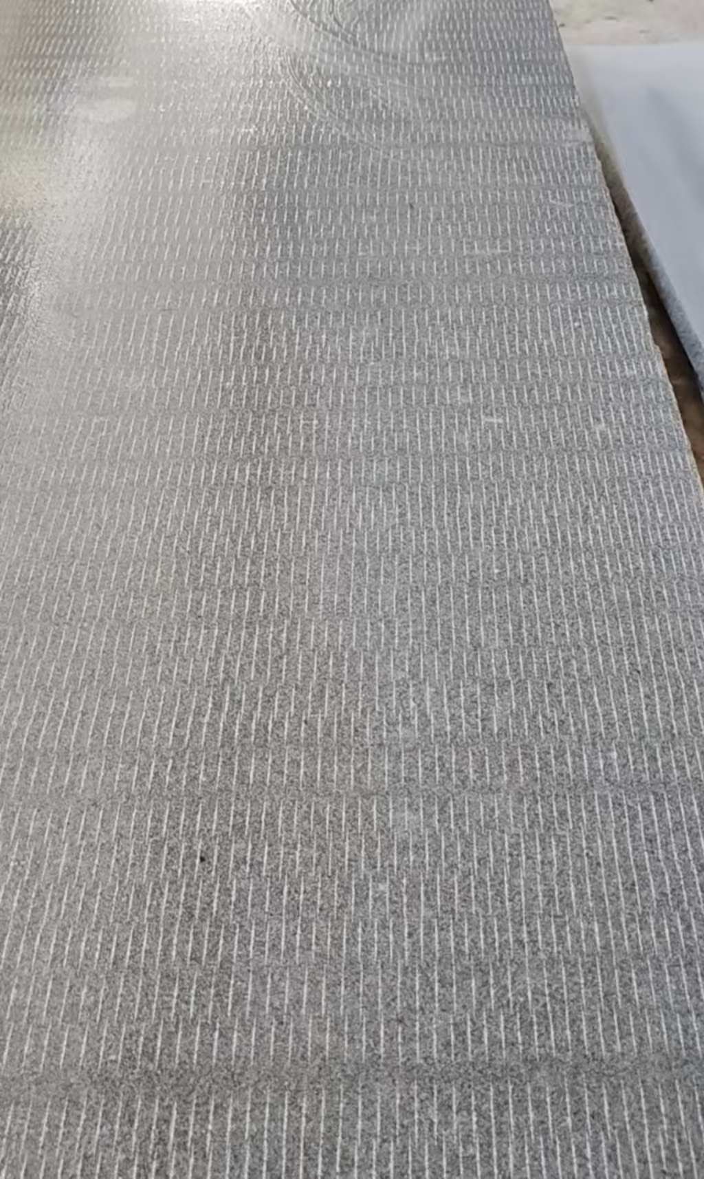 晋城 芝麻灰花岗岩斧剁面，刀斩面