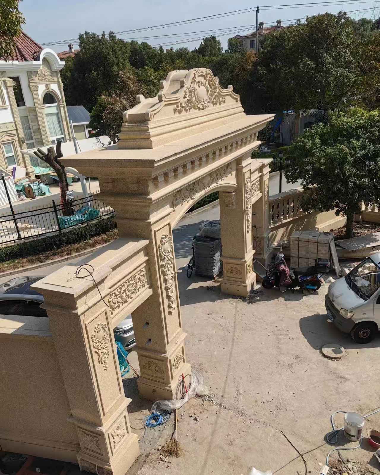 晋城 黄金麻荔枝面花岗岩别墅门楼