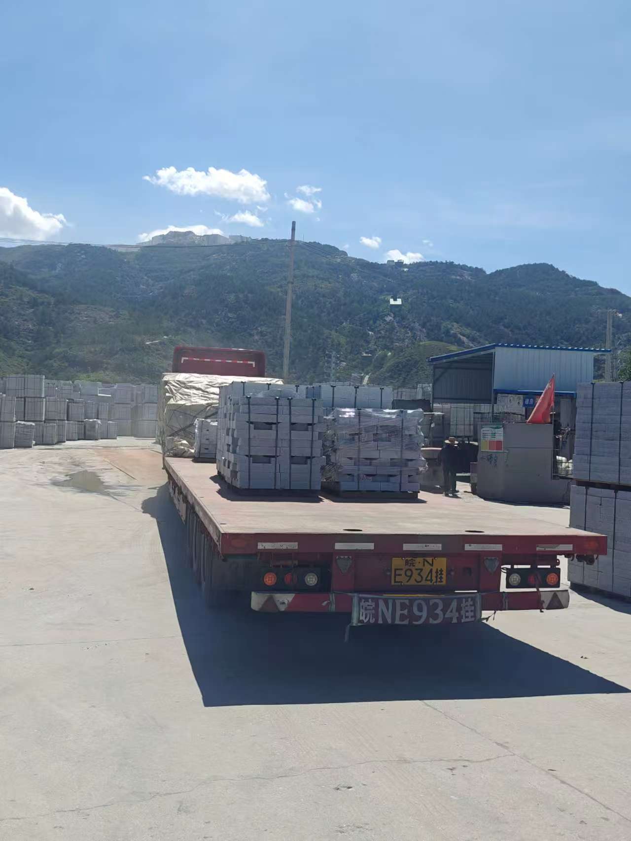 晋城 芝麻白仿形路沿石，直形路沿石