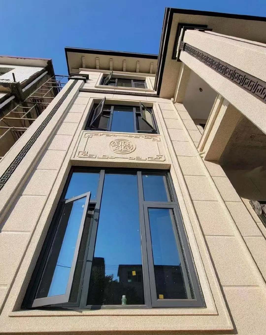 晋城 黄金麻荔枝面别墅外墙干挂效果展示