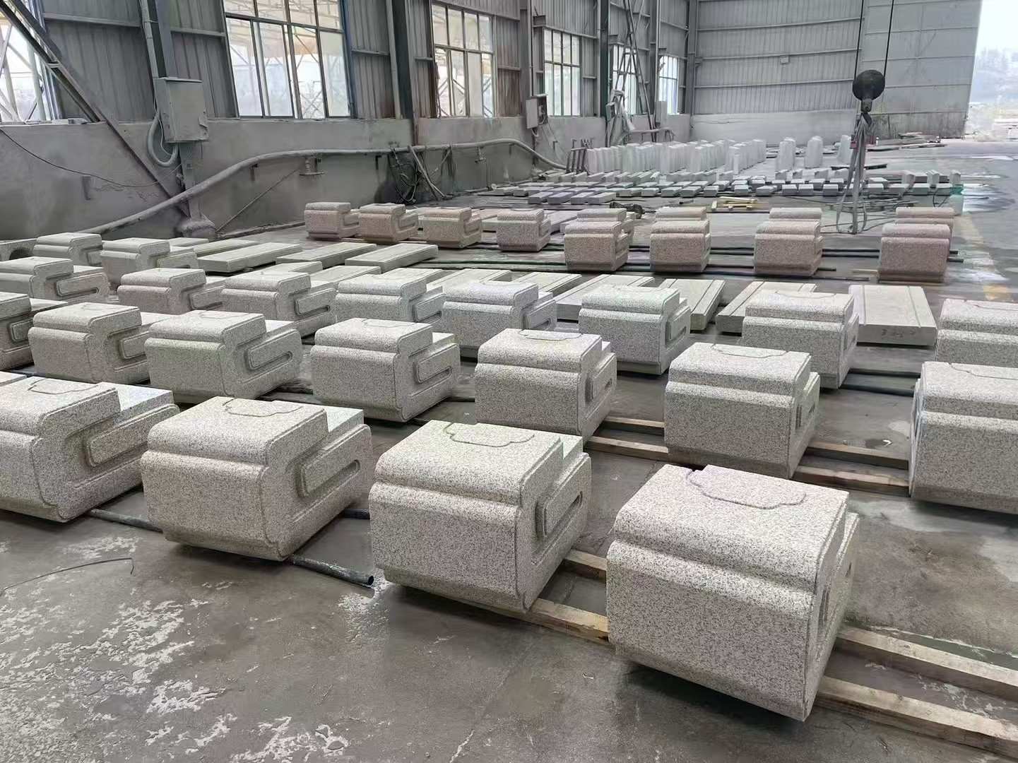 晋城 白麻花岗岩异形加工-石凳，坐凳