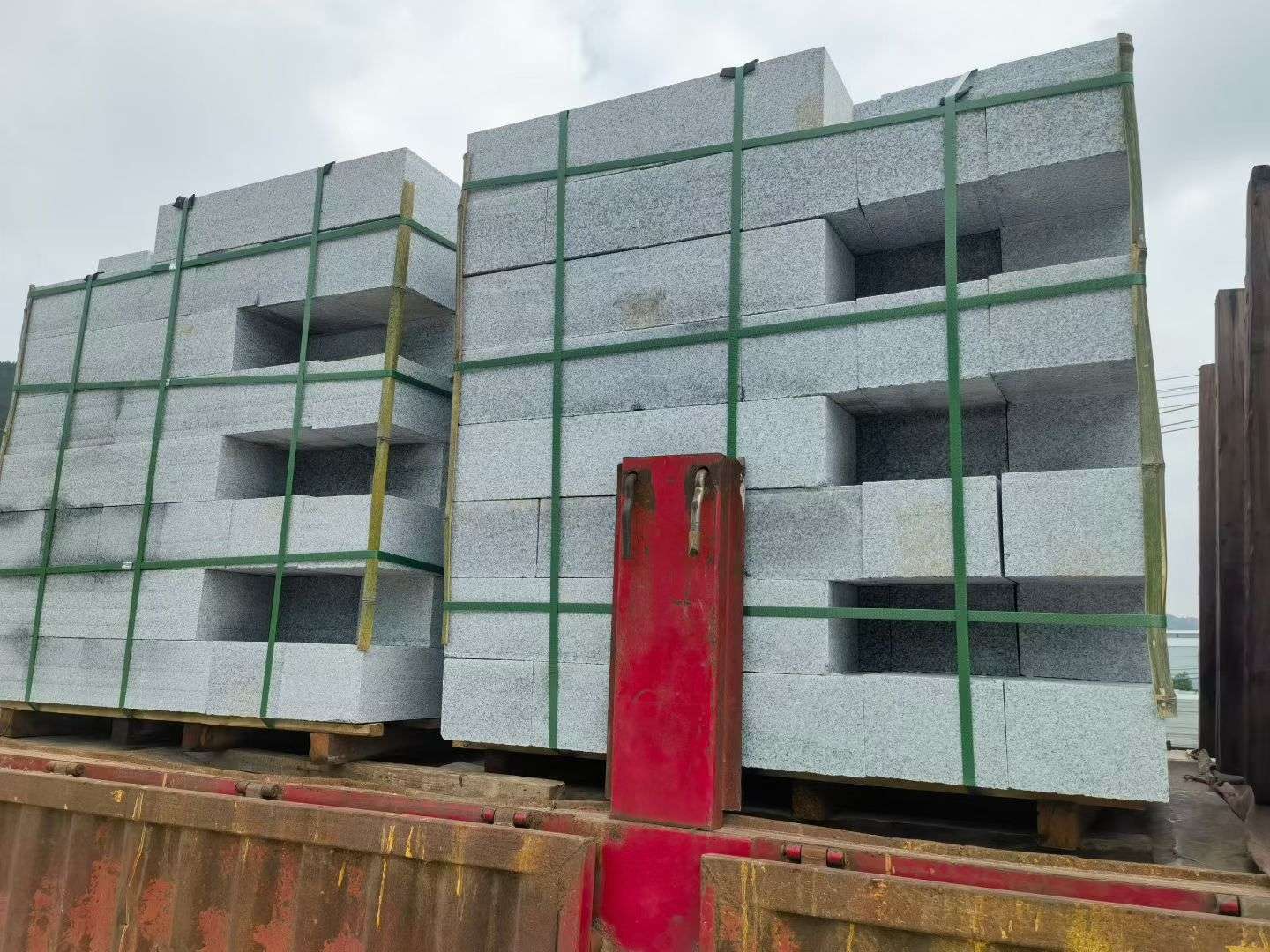 晋城 芝麻白花岗岩路沿石，平石，路侧石，马路牙子，路缘石，立缘石，平缘石等