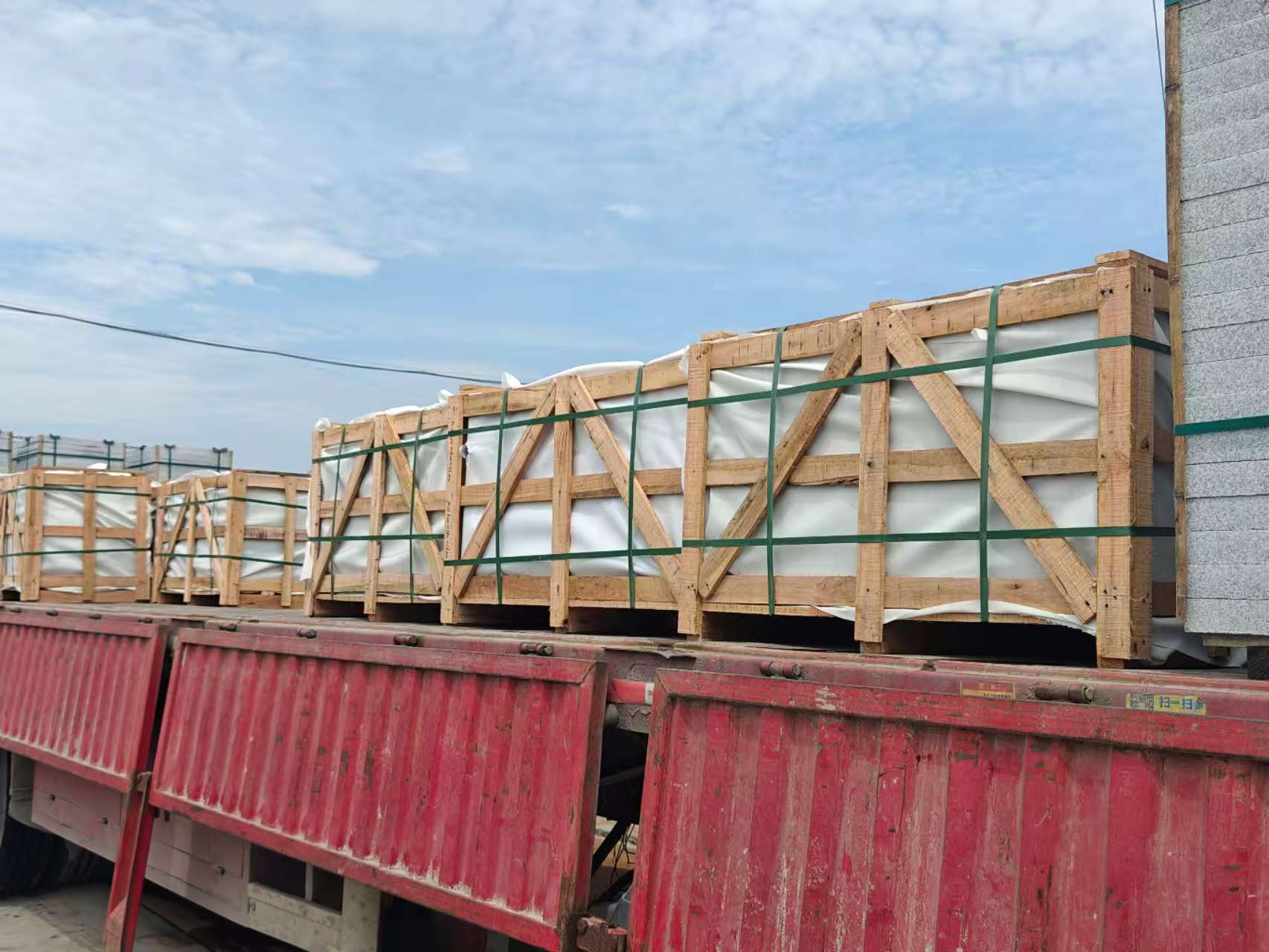 晋城 芝麻白花岗岩地铺石出口专车-泰国游