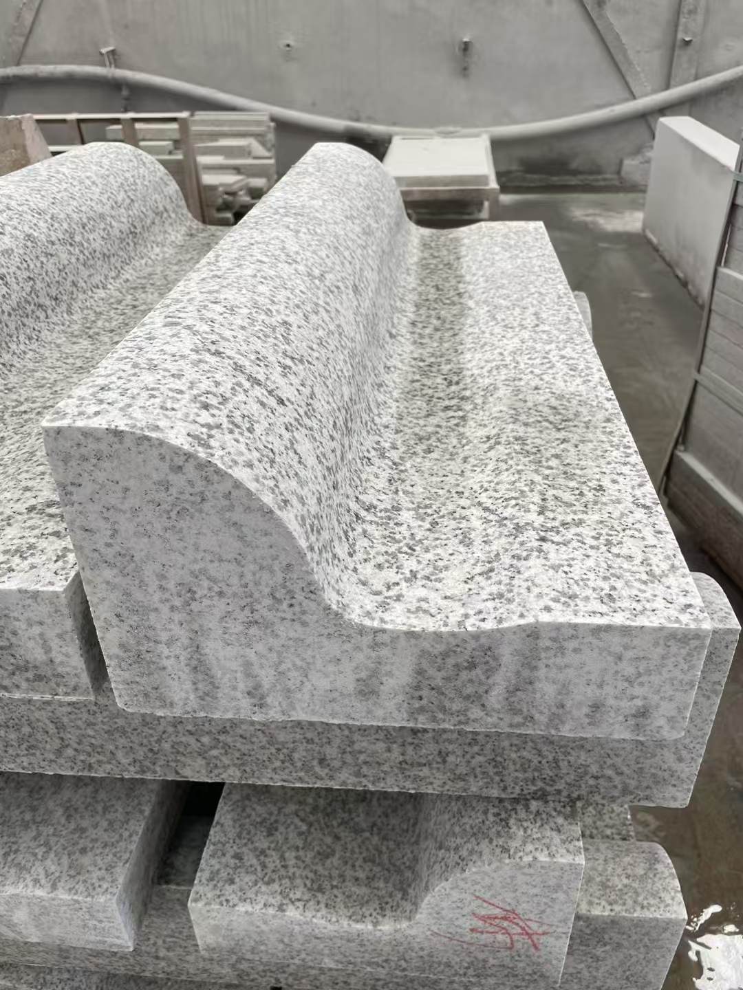 晋城 白麻花岗岩S型路沿石，路侧石，马路牙子等